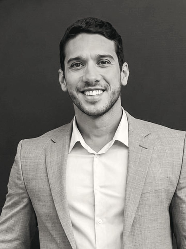 Dr. Gustavo Ribeiro